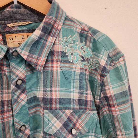 Vtg GUESS Pearl Snap Western Button Up Long Green Plaid Embroidered Men Xl - Picture 9 of 16